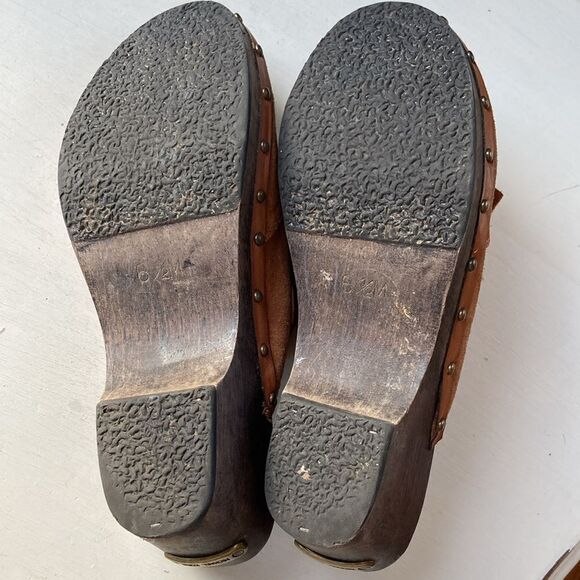 Michael Kors | Michael Kors Slip-On Suede Wooden Mules/Cogs Women’s 6.5 - Picture 10 of 16